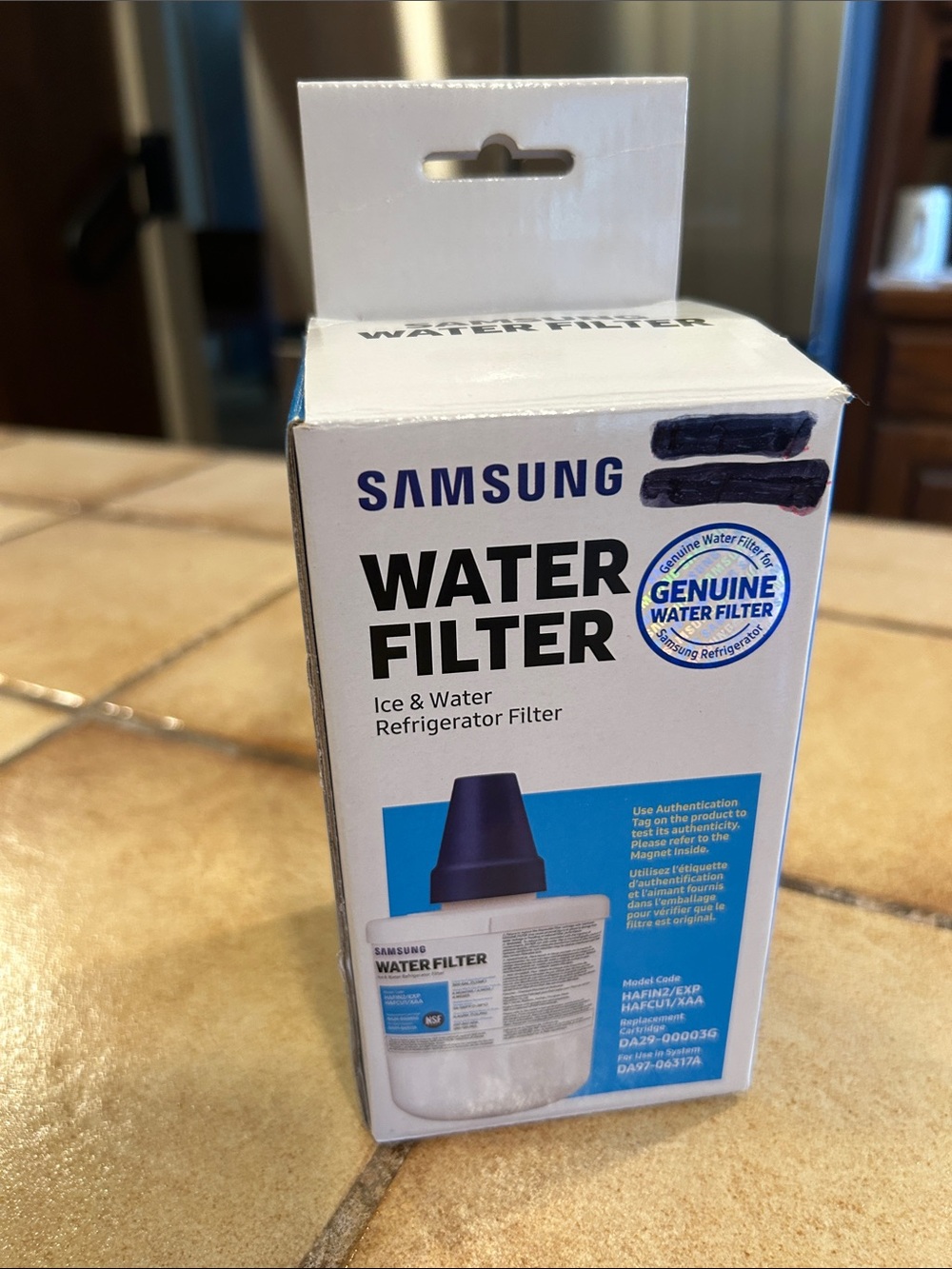 Samsung Water Filter - White with Blue Accents